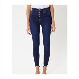 NWT Kancan High Rise Jeans “Terri”